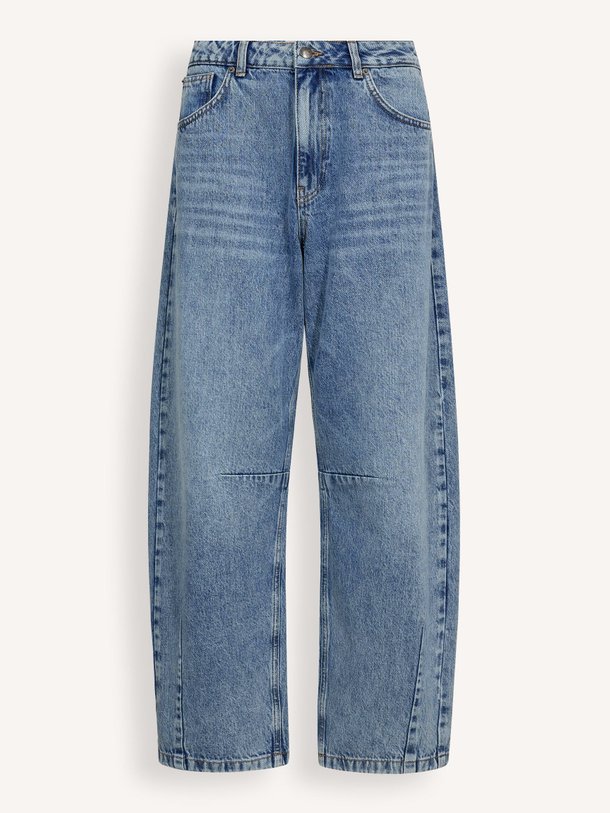 Ontdek de Ruthie mid waist barrel fit jeans van Co'Couture in de kleur Blauw bij Orangebag. Op werkdagen voor 21:45 besteld, morgen in huis.
