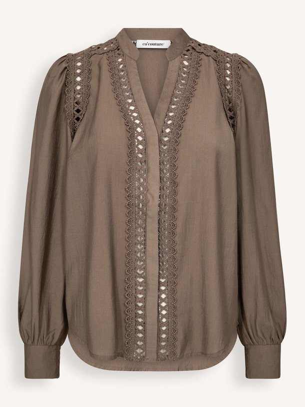 Ontdek de Notis viscosemix blouse van Co'Couture in de kleur Taupe bij Orangebag. Op werkdagen voor 21:45 besteld, morgen in huis.