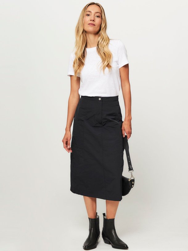 Ontdek de Emery geweven cargo rok van Modstrom in de kleur zwart bij Orangebag. Op werkdagen voor 21:45 besteld, morgen in huis.