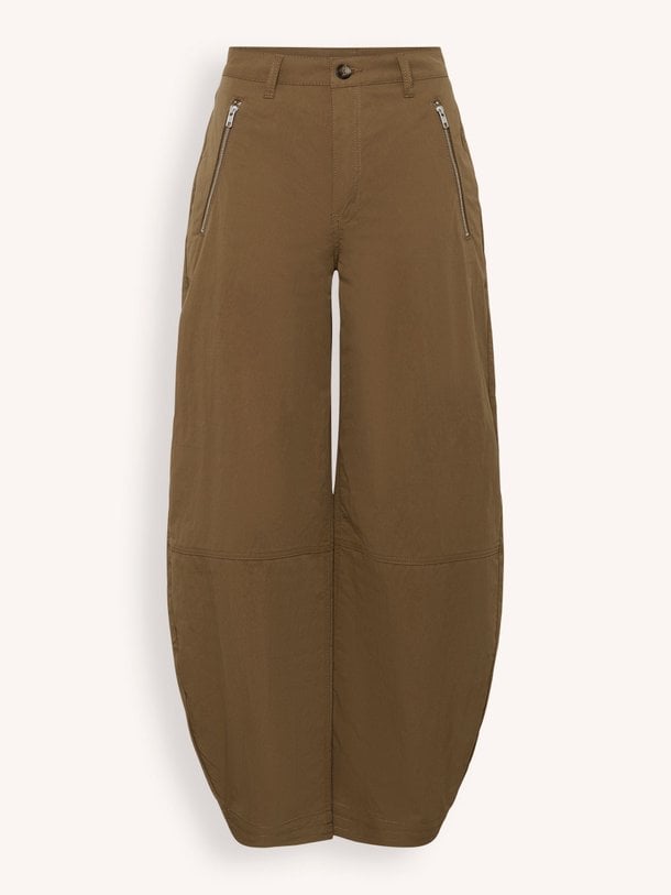 Ontdek de Zandaya katoenmix barrel fit broek van Gestuz in de kleur Groen/bruin bij Orangebag. Op werkdagen voor 21:45 besteld, morgen in huis.