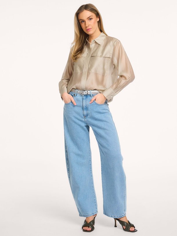 Ontdek de Lyocellmix blouse van Yaya in de kleur Taupe bij Orangebag. Op werkdagen voor 21:45 besteld, morgen in huis.