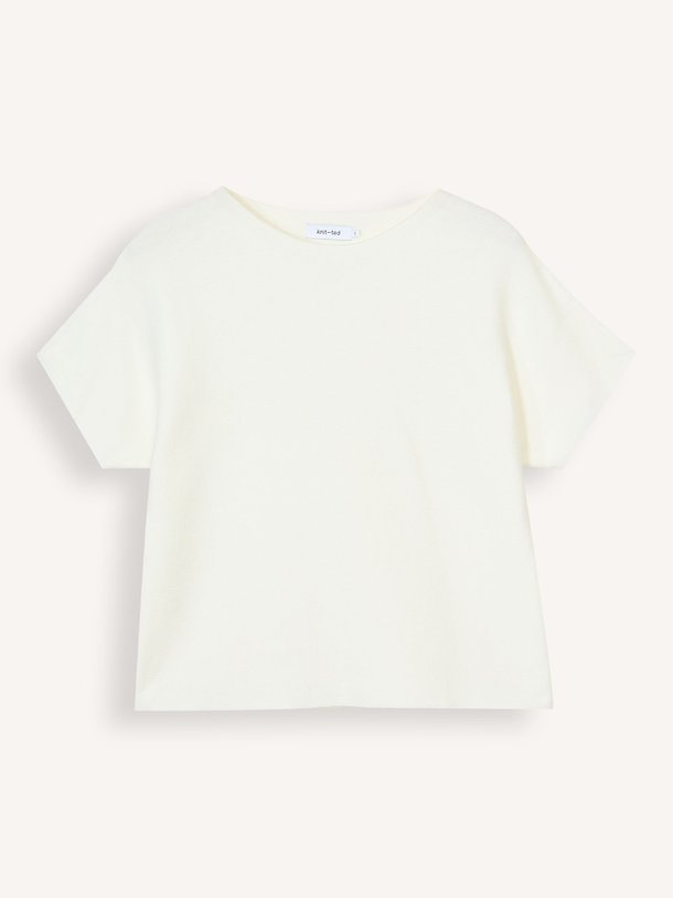 Ontdek de Eva zijdemix top van Knit-ted in de kleur Off-white bij Orangebag. Op werkdagen voor 21:45 besteld, morgen in huis.