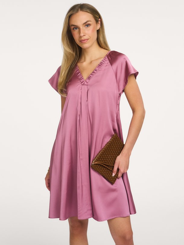 Karen By Simonsen Filuca Dress Ontdek de Filuca Dress van Karen By Simonsen bij Orangebag. Op werkdagen voor 21:45 besteld, morgen in huis.