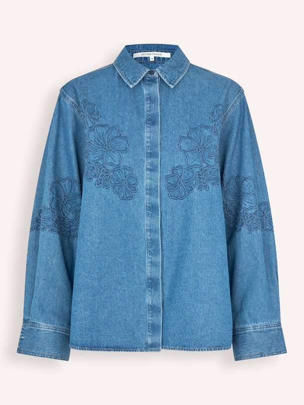 Ontdek de Cornelia denim blouse van Second Female in de kleur Blauw bij Orangebag. Op werkdagen voor 21:45 besteld, morgen in huis.