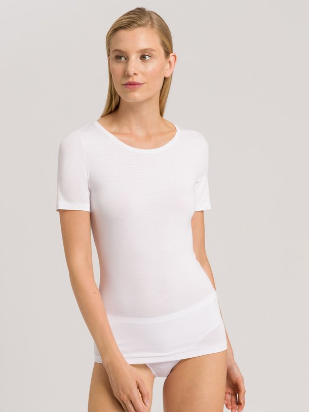 Ontdek de Soft Touch Modalmix T-shirt van Hanro in de kleur wit bij Orangebag. Op werkdagen voor 21:45 besteld, morgen in huis.