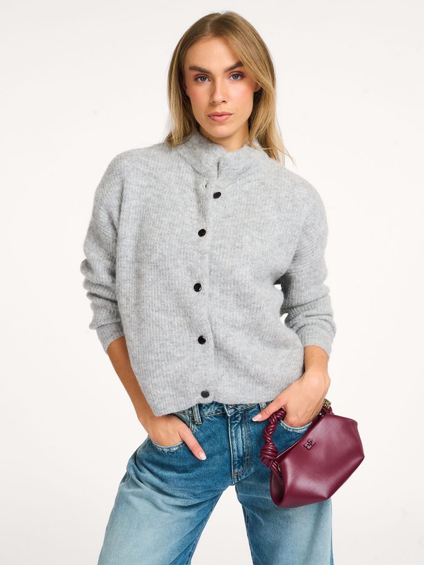 Ontdek de Alpha alpacamix gemêleerd vest van Gestuz in de kleur lichtgrijs bij Orangebag. Op werkdagen voor 21:45 besteld, morgen in huis.