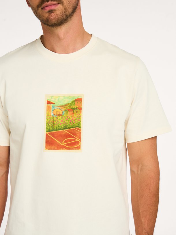 Ontdek de Court T-Shirt van Les Deux bij Orangebag. Op werkdagen voor 21:45 besteld, morgen in huis.