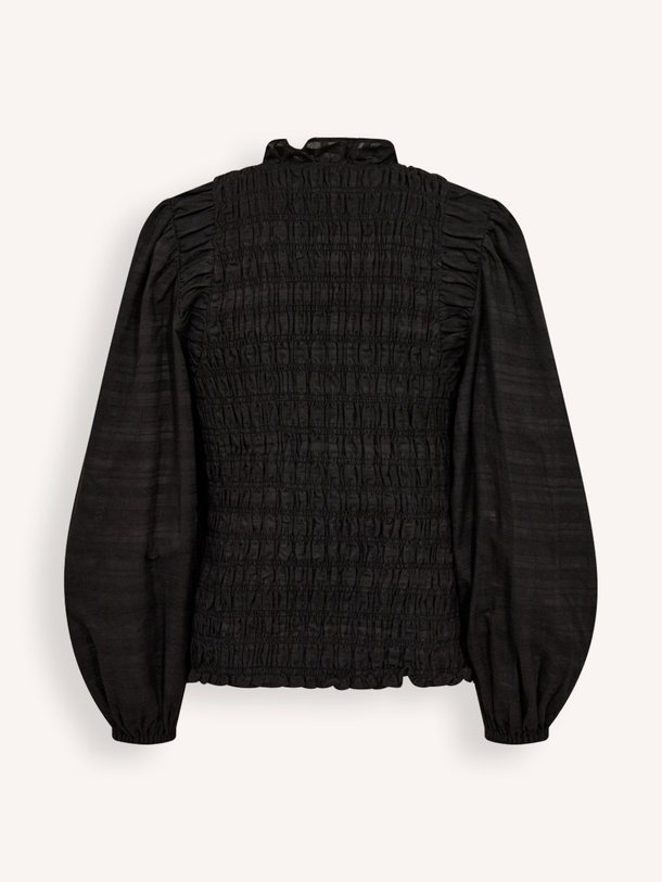 Ontdek de Kera katoenen smock top van Co'Couture in de kleur zwart bij Orangebag. Op werkdagen voor 21:45 besteld, morgen in huis.