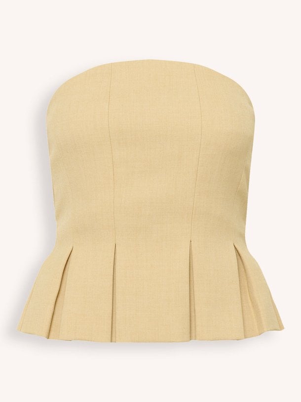 Ontdek de Stacy viscosemix corset top van Gestuz in de kleur Geel bij Orangebag. Op werkdagen voor 21:45 besteld, morgen in huis.