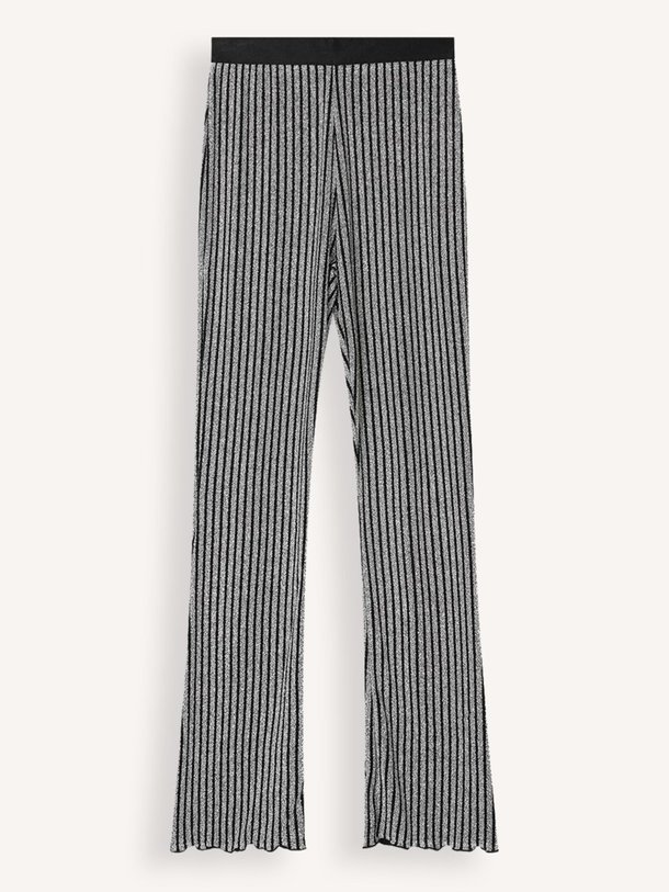 Ontdek de Uri jersey broek met lurex van Mads Norgaard in de kleur zilverkleur bij Orangebag. Op werkdagen voor 21:45 besteld, morgen in huis.