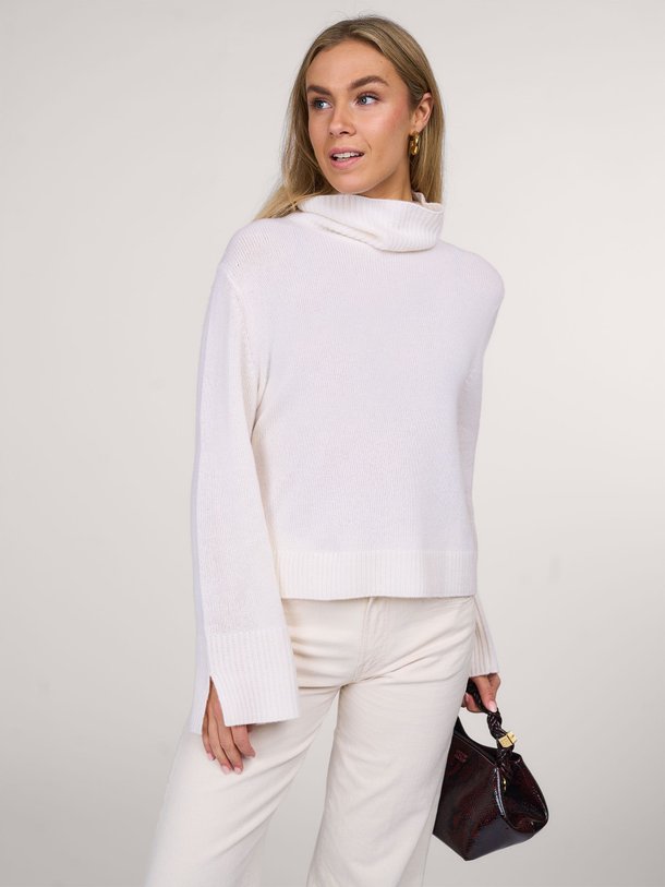 Ontdek de Cashmere coltrui van NoName in de kleur ecru bij Orangebag. Op werkdagen voor 21:45 besteld, morgen in huis.