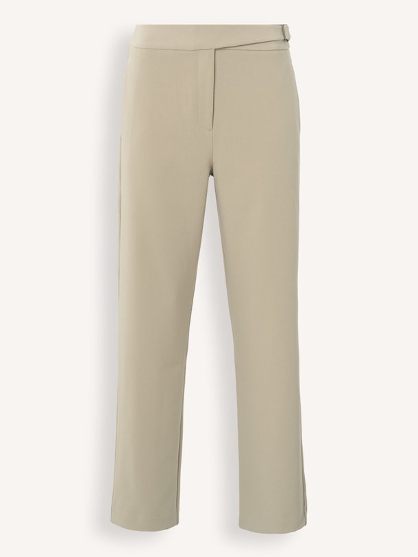 Ontdek de Viscosemix pantalon van Yaya in de kleur lichtgroen bij Orangebag. Op werkdagen voor 21:45 besteld, morgen in huis.