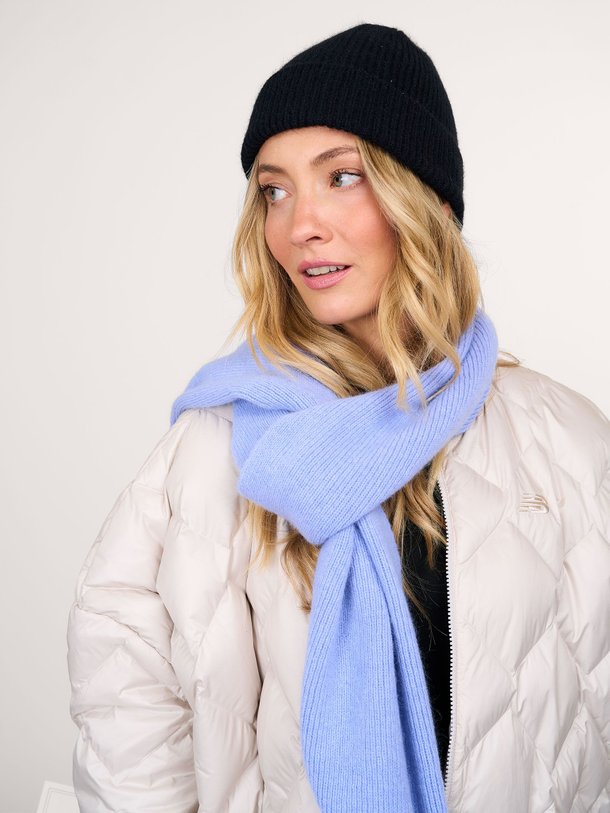 Ontdek de Wolmix beanie van Le Bonnet in de kleur zwart bij Orangebag. Op werkdagen voor 21:45 besteld, morgen in huis.