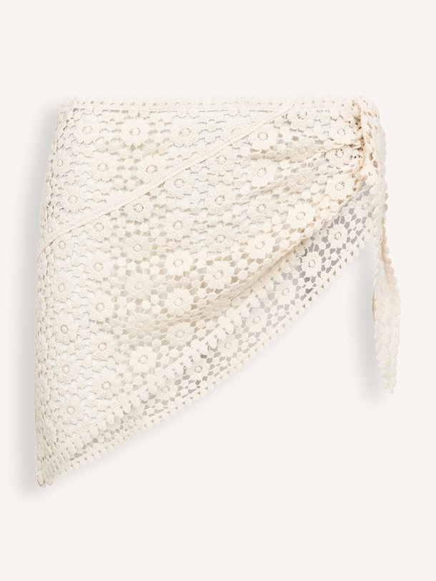 Ontdek de Calin katoenen gehaakte sjaal van Co'Couture in de kleur Off-white bij Orangebag. Op werkdagen voor 21:45 besteld, morgen in huis.