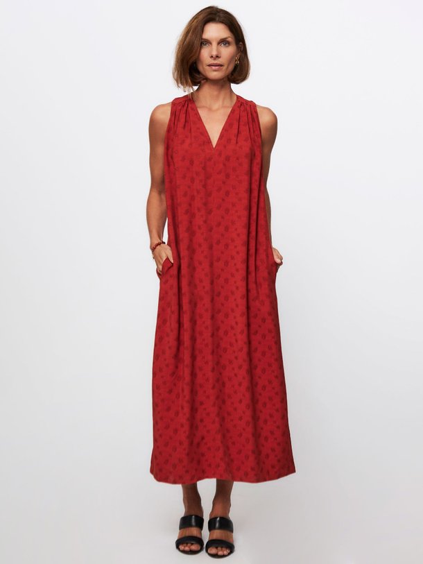 Ontdek de Dina viscosemix maxi jurk met dessin van Nathalie Vleeschouwer in de kleur steenrood bij Orangebag. Op werkdagen voor 21:45 besteld, morgen in huis.