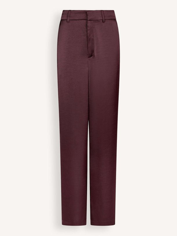 Ontdek de Emmett geweven satijnlook pantalon van Neo Noir in de kleur Bordeauxrood bij Orangebag. Op werkdagen voor 21:45 besteld, morgen in huis.
