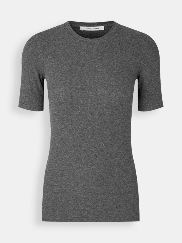 Ontdek de Saalexo organic cotton gemêleerd rib T-shirt van Samsoe Samsoe in de kleur grijs bij Orangebag. Op werkdagen voor 21:45 besteld, morgen in huis.