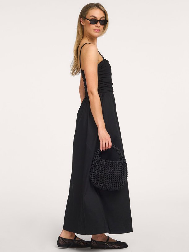 Ontdek de GZerin slip dress van Gestuz bij Orangebag. Op werkdagen voor 21:45 besteld, morgen in huis.