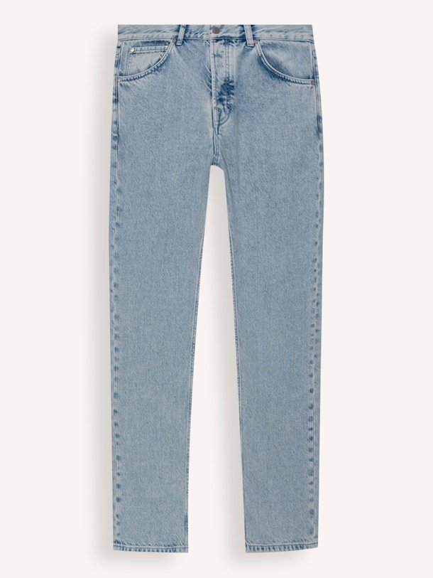 Ontdek de Sonny regular fit jeans van NN.07 in de kleur lichtblauw bij Orangebag. Op werkdagen voor 21:45 besteld, morgen in huis.