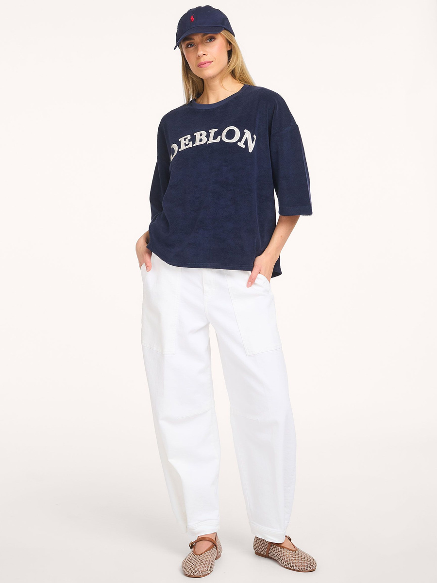 Ontdek de Vine Tee van Deblon bij Orangebag. Op werkdagen voor 21:45 besteld, morgen in huis.