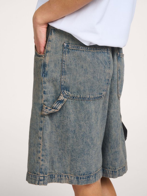 Ontdek de Hopper denim bermuda short van Nathalie Vleeschouwer in de kleur Zand bij Orangebag. Op werkdagen voor 21:45 besteld, morgen in huis.