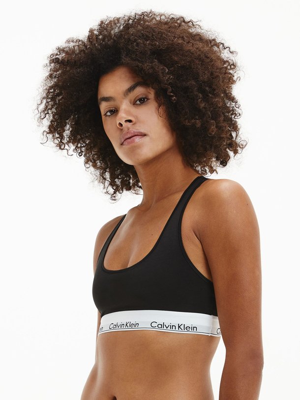 Ontdek de Katoenmix bralette van Calvin Klein in de kleur zwart bij Orangebag. Op werkdagen voor 21:45 besteld, morgen in huis.