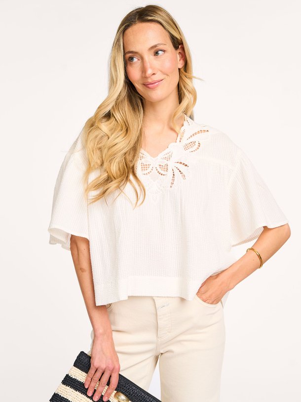 Ontdek de Alyssa katoenen top van Alchemist in de kleur ecru bij Orangebag. Op werkdagen voor 21:45 besteld, morgen in huis.