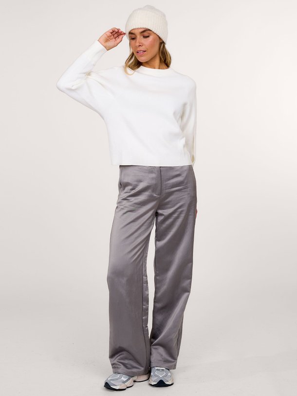 Ontdek de Viscosemix metallic broek van Yaya in de kleur grijs bij Orangebag. Op werkdagen voor 21:45 besteld, morgen in huis.