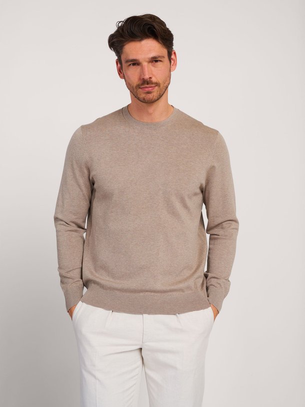 Ontdek de Tencel/zijdenmix trui van Profuomo in de kleur beige bij Orangebag. Op werkdagen voor 21:45 besteld, morgen in huis.