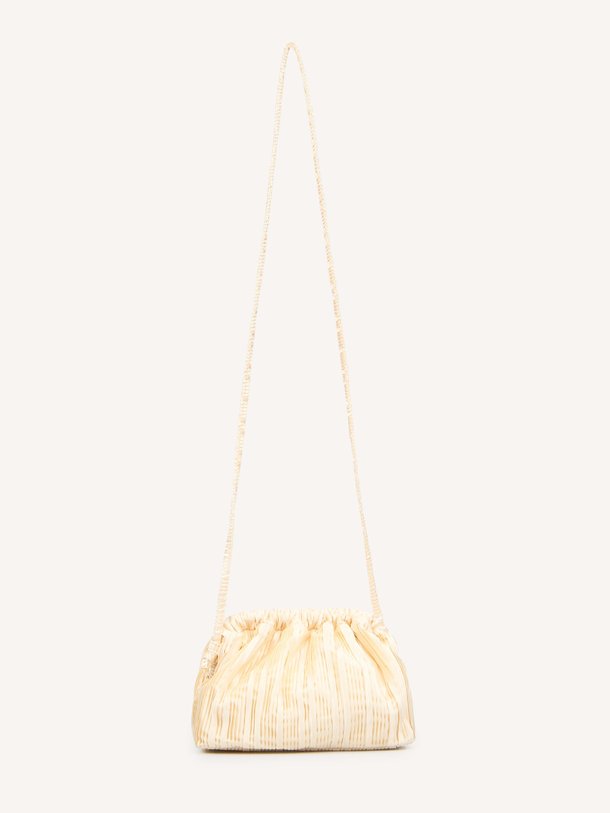 Ontdek de Hally lederen crossbody tas van Anonymous Copenhagen in de kleur off-white bij Orangebag. Op werkdagen voor 21:45 besteld, morgen in huis.