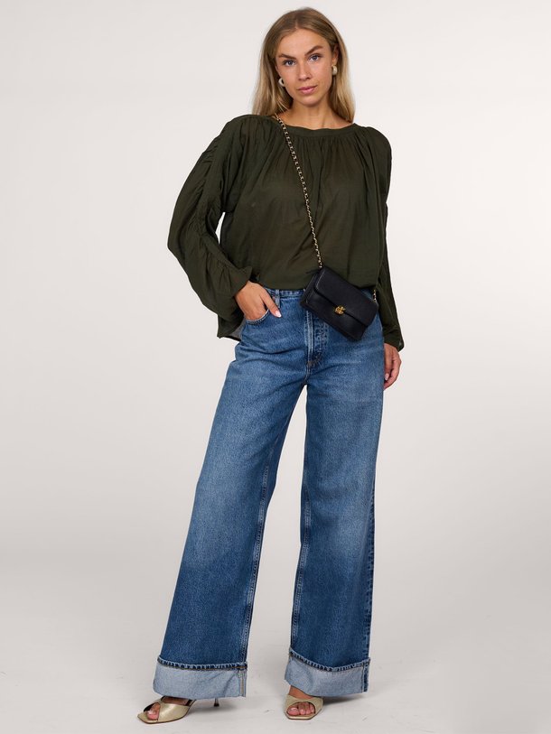 Ontdek de Angelie katoenen top van Antik Batik in de kleur donkergroen bij Orangebag. Op werkdagen voor 21:45 besteld, morgen in huis.