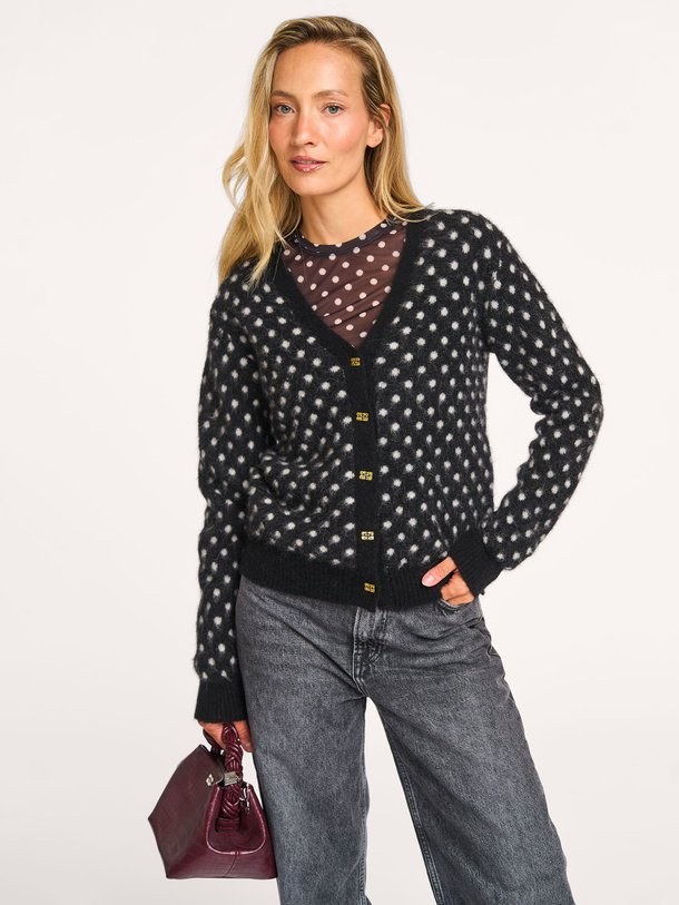 Ontdek de Alpacamix vest van Ganni in de kleur Zwart bij Orangebag. Op werkdagen voor 21:45 besteld, morgen in huis.