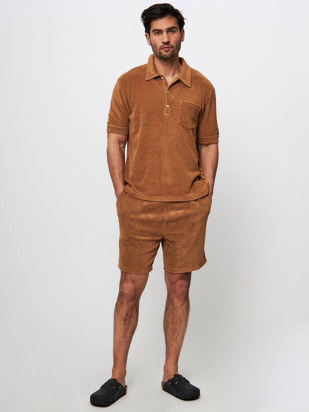 Ontdek de Katoenmix badstof short van Closed in de kleur cognac bij Orangebag. Op werkdagen voor 21:45 besteld, morgen in huis.