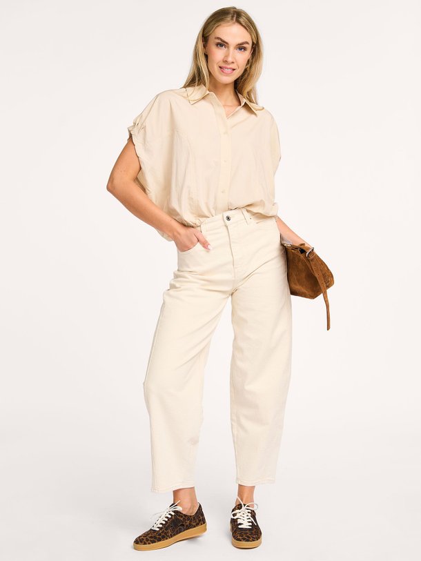 Ontdek de Viscosemix blouse van Yaya in de kleur beige bij Orangebag. Op werkdagen voor 21:45 besteld, morgen in huis.