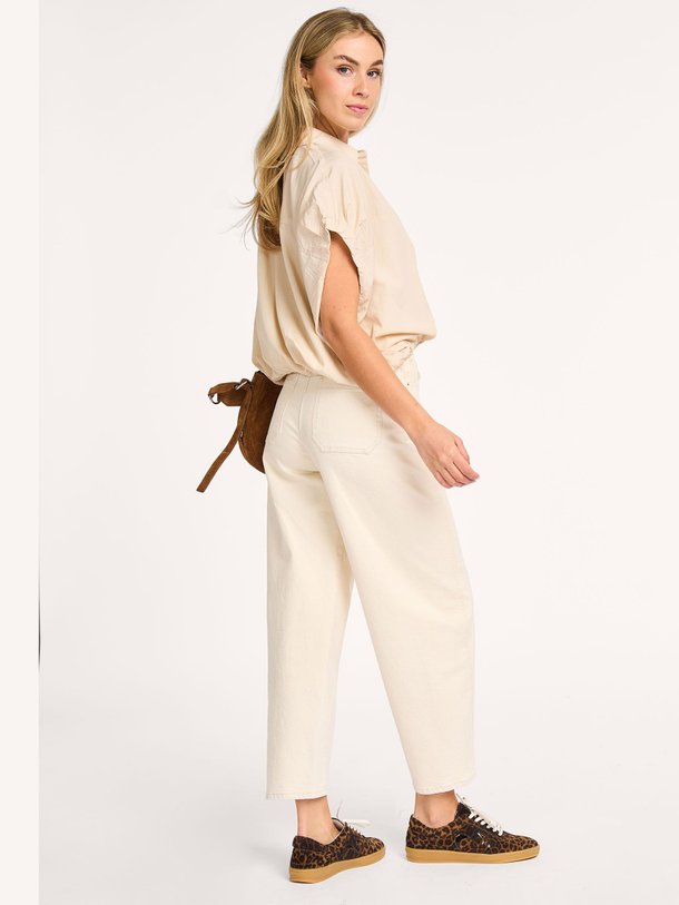 Ontdek de Viscosemix blouse van Yaya in de kleur beige bij Orangebag. Op werkdagen voor 21:45 besteld, morgen in huis.