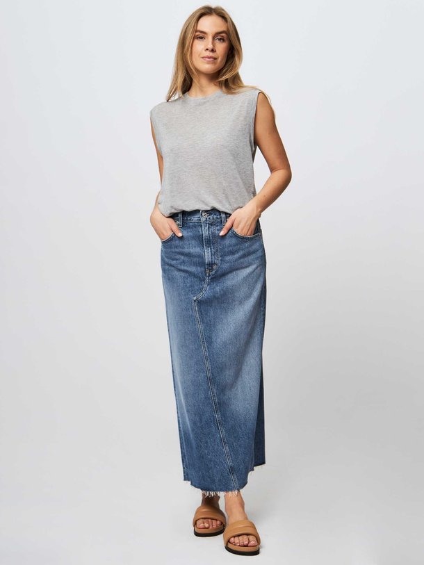 Ontdek de Circolo denim maxi rok van Citizens of Humanity in de kleur blauw bij Orangebag. Op werkdagen voor 21:45 besteld, morgen in huis.