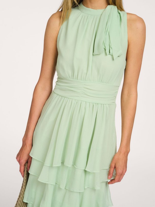Neo Noir Marli Solid Chiffon Dress Ontdek de Marli Solid Chiffon Dress van Neo Noir bij Orangebag. Op werkdagen voor 21:45 besteld, morgen in huis.