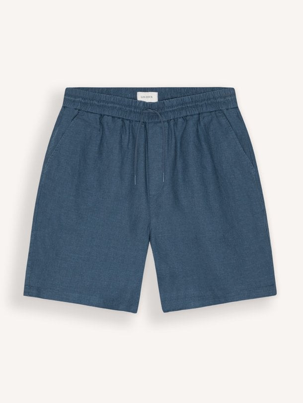 Ontdek de Linnen/katoenmix short van Les Deux in de kleur Blauw bij Orangebag. Op werkdagen voor 21:45 besteld, morgen in huis.