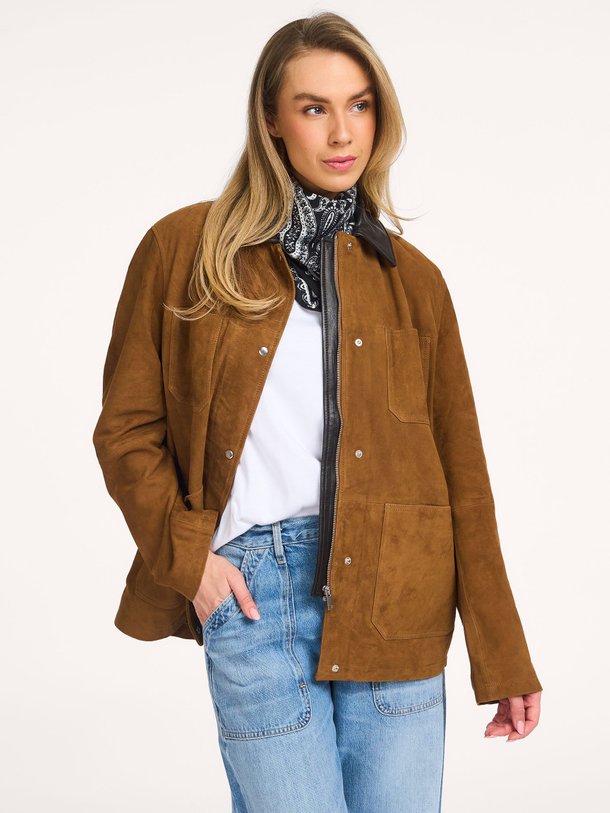 Ontdek de Gabby suède jack van Alter Ego in de kleur Cognac bij Orangebag. Op werkdagen voor 21:45 besteld, morgen in huis.