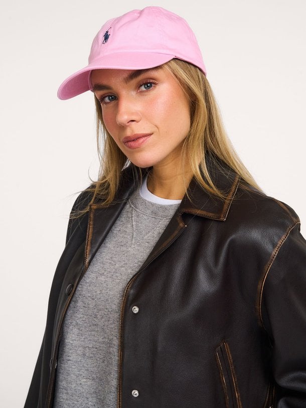 Ontdek de Katoenen logo pet van Ralph Lauren in de kleur Lichtroze bij Orangebag. Op werkdagen voor 21:45 besteld, morgen in huis.