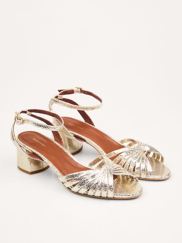 Ontdek de Margriet lederen metallic sandalen van Anonymous Copenhagen in de kleur Champagne bij Orangebag. Op werkdagen voor 21:45 besteld, morgen in huis.