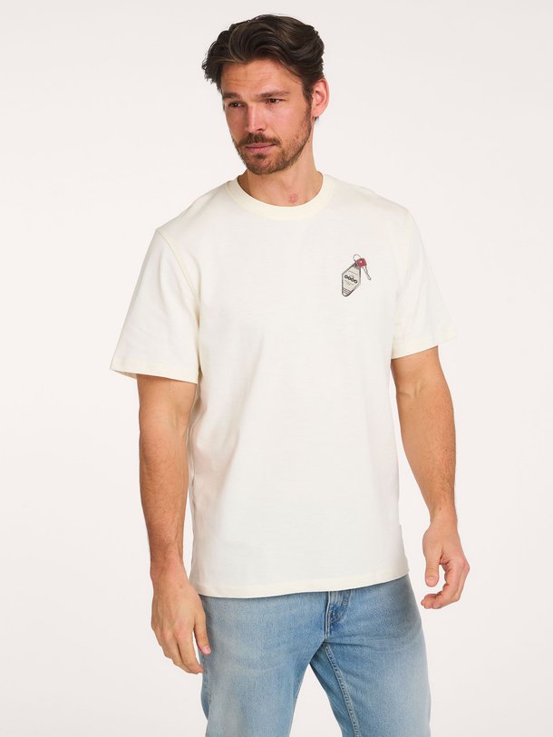 Ontdek de Ben organic cotton T-shirt met print van Les Deux in de kleur Ecru bij Orangebag. Op werkdagen voor 21:45 besteld, morgen in huis.