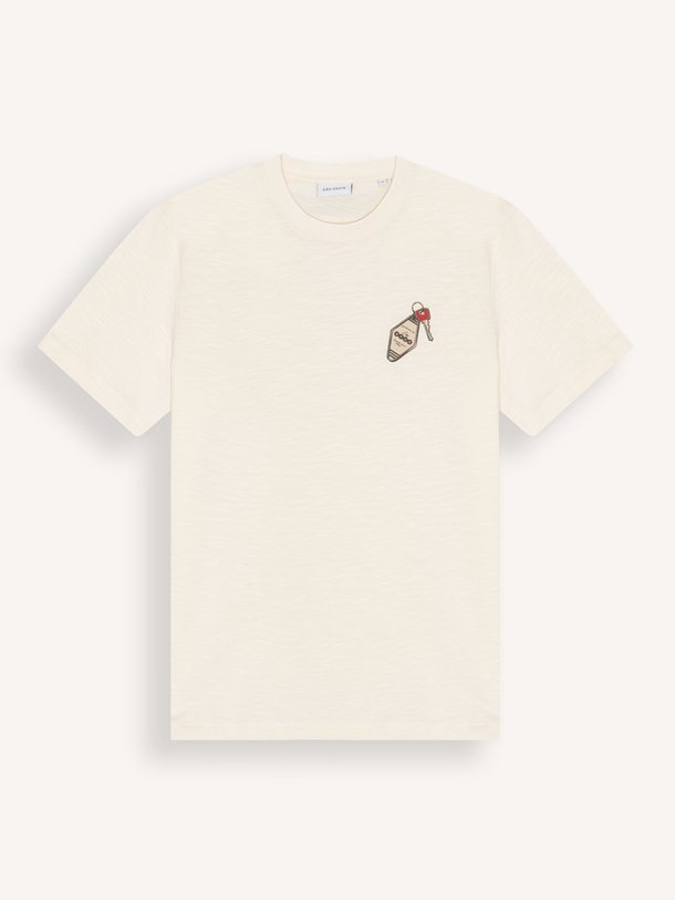 Ontdek de Ben organic cotton T-shirt met print van Les Deux in de kleur Ecru bij Orangebag. Op werkdagen voor 21:45 besteld, morgen in huis.