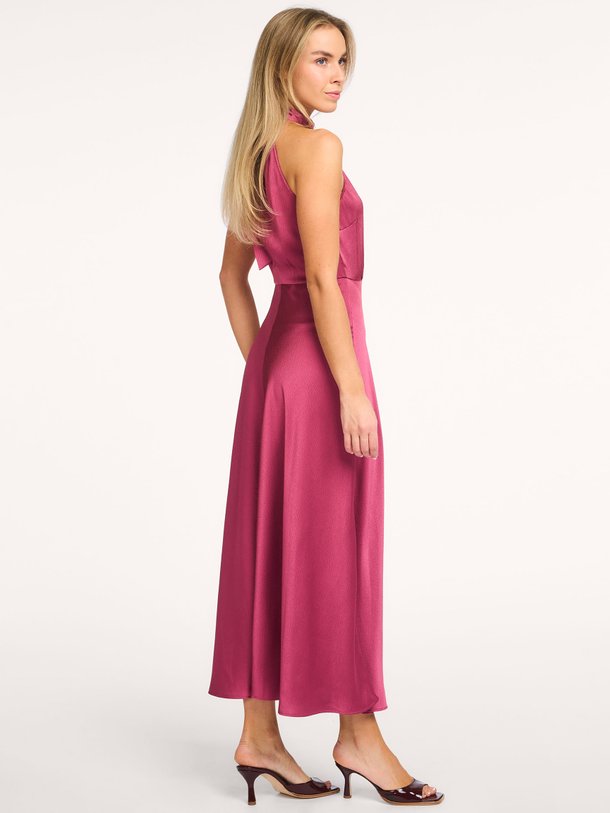 Ontdek de Rheo geweven maxi jurk van Samsoe Samsoe in de kleur Roze bij Orangebag. Op werkdagen voor 21:45 besteld, morgen in huis.
