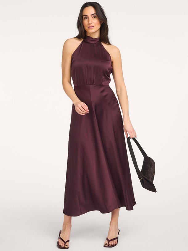Ontdek de Rheo geweven maxi jurk van Samsoe Samsoe in de kleur Aubergine bij Orangebag. Op werkdagen voor 21:45 besteld, morgen in huis.