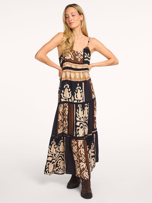 Ontdek de Basilia viscose maxi jurk met dessin van La Fee Maraboutee in de kleur Bruin bij Orangebag. Op werkdagen voor 21:45 besteld, morgen in huis.