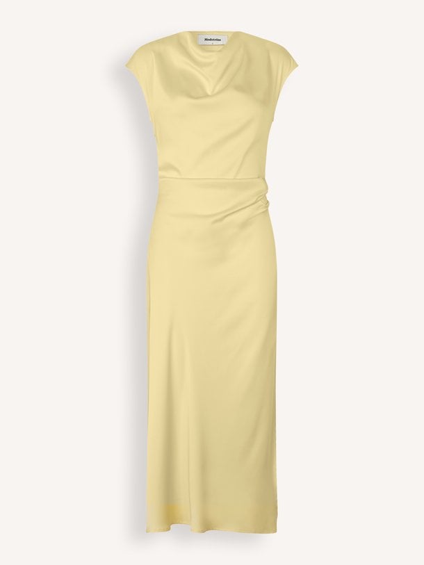 Ontdek de Tailor geweven maxi jurk van Modstrom in de kleur Geel bij Orangebag. Op werkdagen voor 21:45 besteld, morgen in huis.