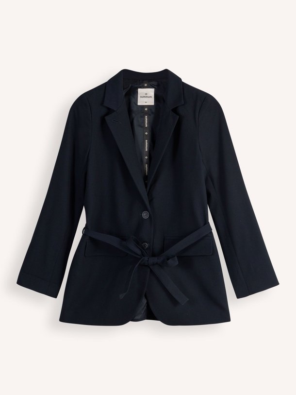 Ontdek de Viscosemix blazer van Summum in de kleur donkerblauw bij Orangebag. Op werkdagen voor 21:45 besteld, morgen in huis.