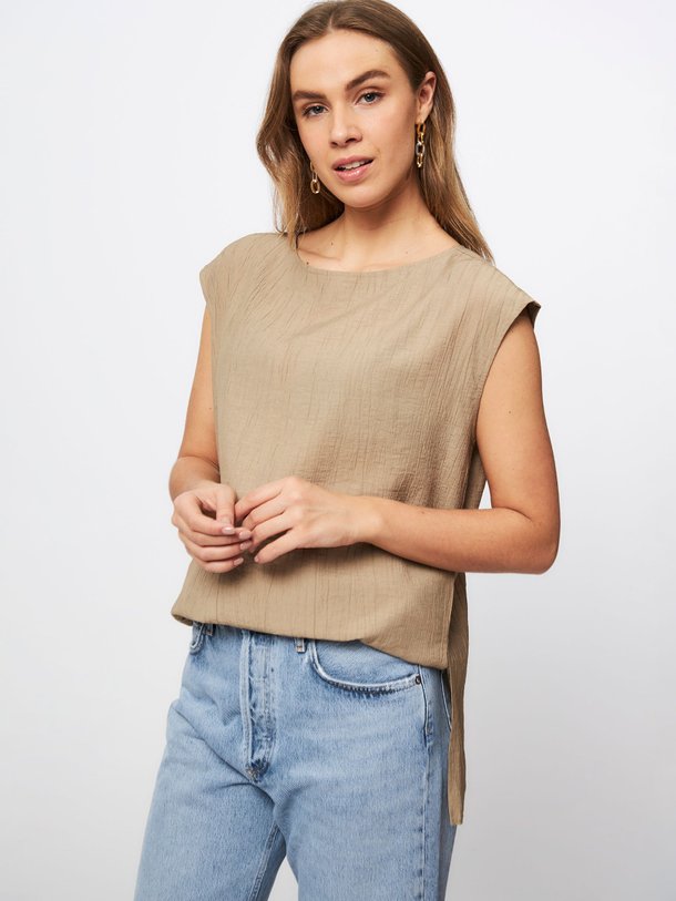 The Re-Run, metallic mesh sneakers