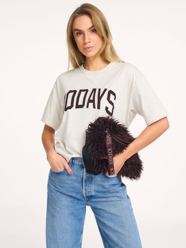 Ontdek de Organic cotton gemêleerd T-shirt van 10Days in de kleur lichtgrijs bij Orangebag. Op werkdagen voor 21:45 besteld, morgen in huis.